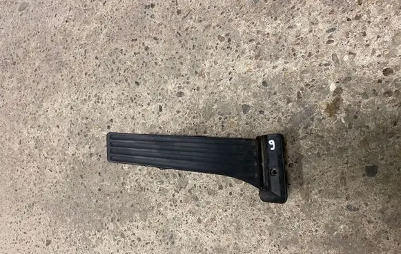 BMW 5 F10 F11 Accelerator throttle pedal 6789998 25916010