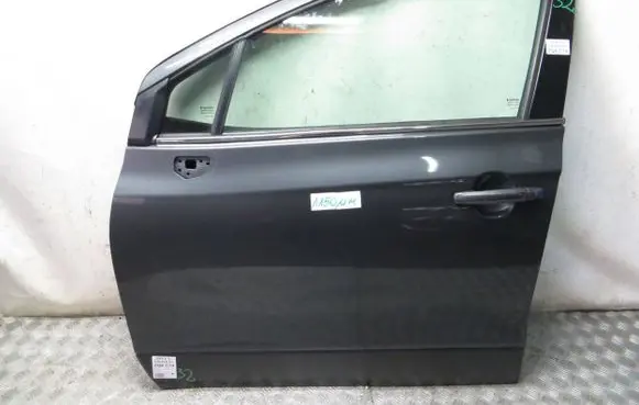 Suzuki SX4 S-Cross Front door