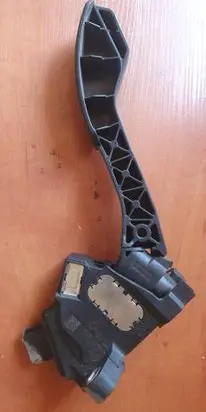 Toyota Auris 150 Accelerator throttle pedal 7811002010