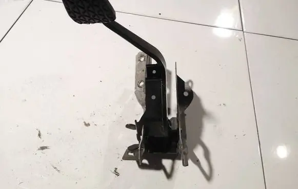 Citroen C4 I Picasso Clutch pedal 