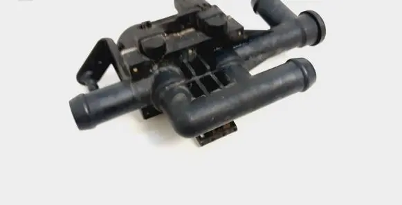 BMW 7 F01 F02 F03 F04 Coolant heater control valve 9119164