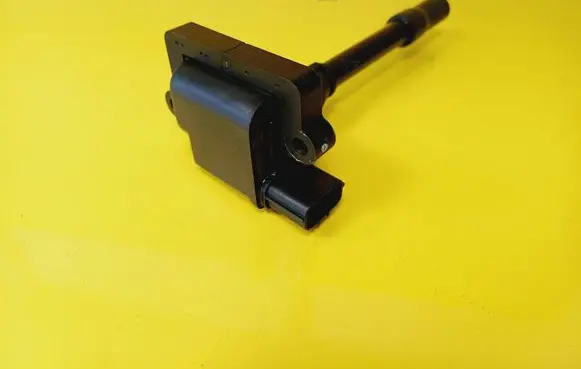Mitsubishi Carisma High voltage ignition coil FK0138