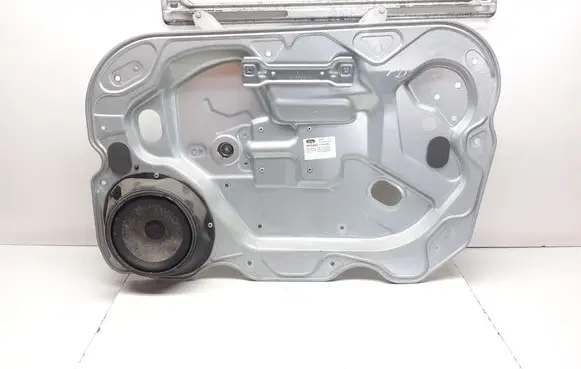 Front window lifting mechanism without motor