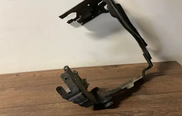 Mercedes-Benz E W211 Side radiator support slam panel 