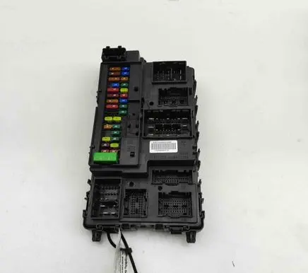 Ford Mondeo MK V Fuse module FU5T15604CAJ A2C7438291050
