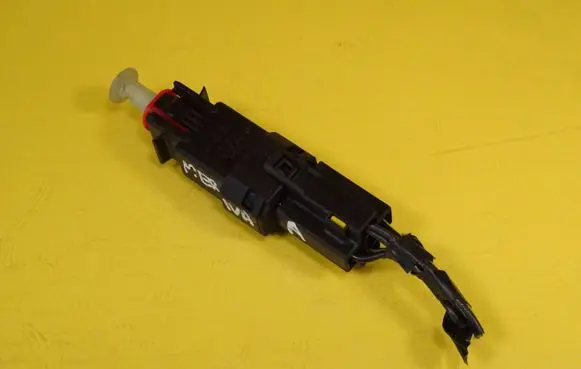 Opel Meriva A Brake pedal sensor switch 90460325