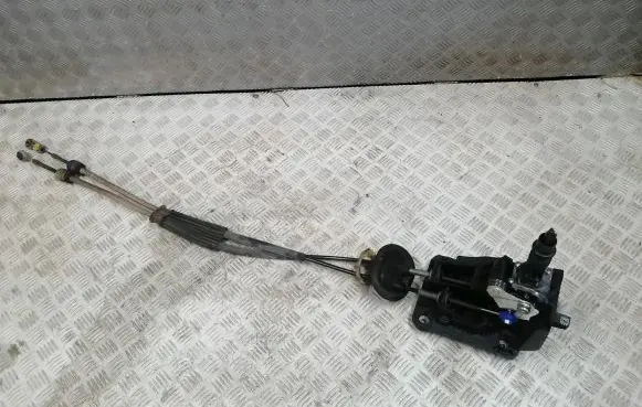 Peugeot RCZ Gear shift cable linkage