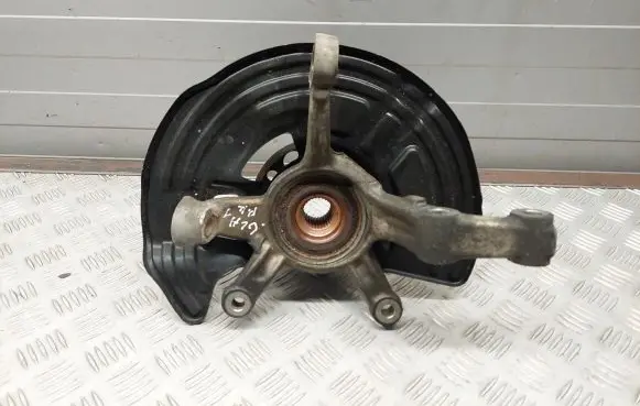 Mercedes-Benz GLA W156 Front wheel hub A2464210720 A24605 24605