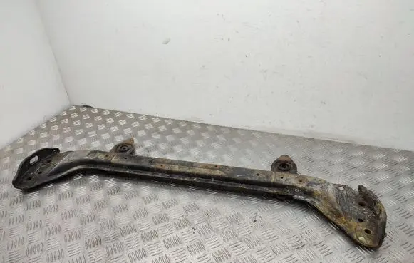 Radiator support slam panel bracket