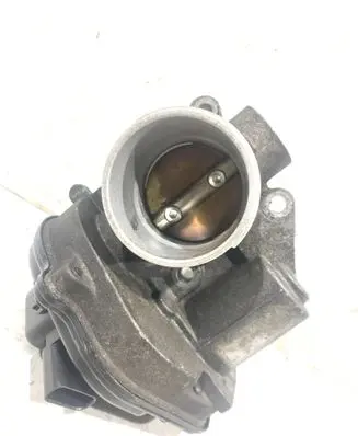 Ford Fiesta Throttle body valve Yp2s6u9e927