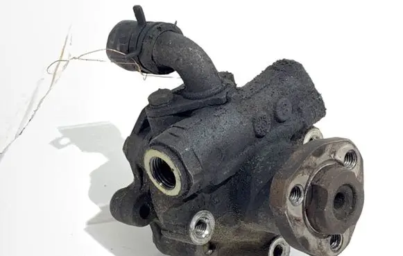 Volkswagen Golf IV Power steering pump 1J0422154A