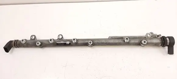 BMW 5 E60 E61 Fuel main line pipe 0445216015 7795514 0281002738