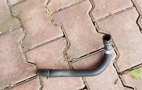 Opel Insignia B Engine coolant pipe/hose 13434806
