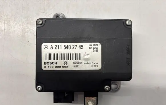 Mercedes-Benz E W211 Battery control module 0199000002 A2115402745 13010D082