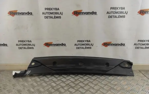 Iveco Daily 6th gen Wiper trim 5801918264