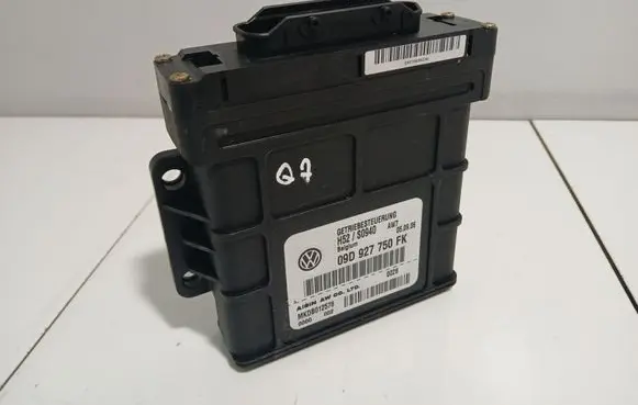 Audi Q7 4L Gearbox control unit/module 09D927750FK