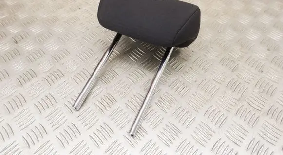 Toyota Prius (XW50) Rear seat headrest 
