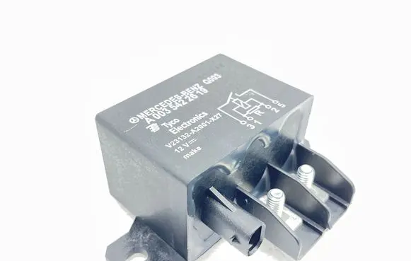 Mercedes-Benz C W204 Other relay A0035422619