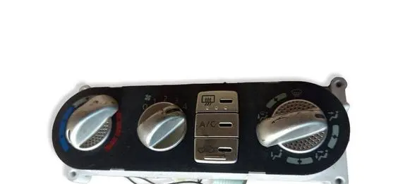 Nissan Almera Tino Climate control unit 0K28