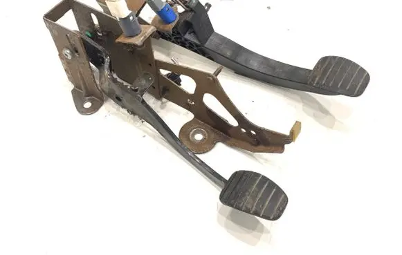Mercedes-Benz Citan W415 Pedal assembly 