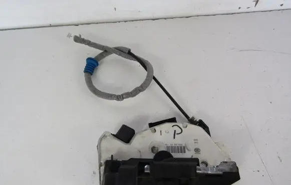 Skoda Citigo Front door lock 1S1837016C