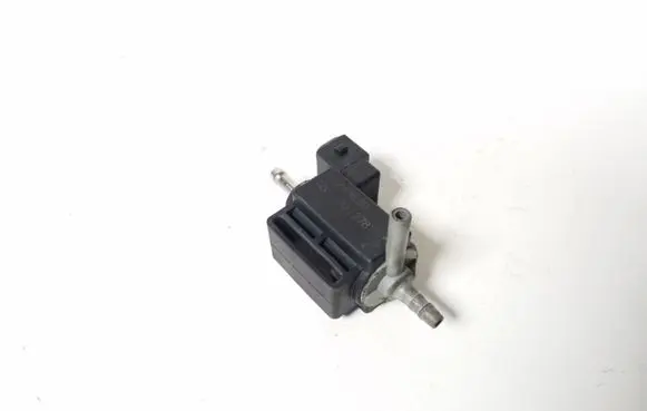 Jaguar XF X250 Turbo solenoid valve 70243600