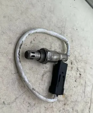 Peugeot 208 I Rear glass lock/latch T1901 9810634380