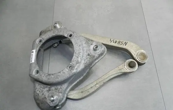 Volkswagen Phaeton Front upper control arm/wishbone 