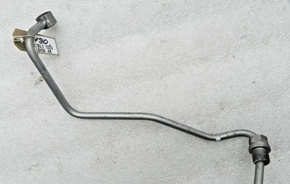 Nissan Qashqai Turbo turbocharger oiling pipe/hose 1519200Q2E