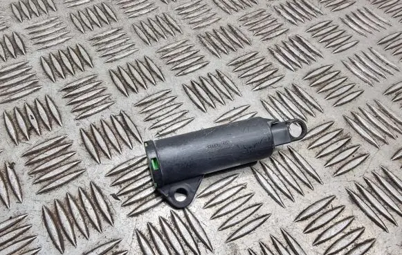 Ford Focus Glovebox shock absorber Usp6062352