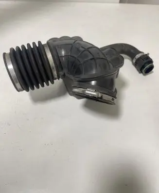 BMW 4 F32 F33 Intake resonator 857399402
