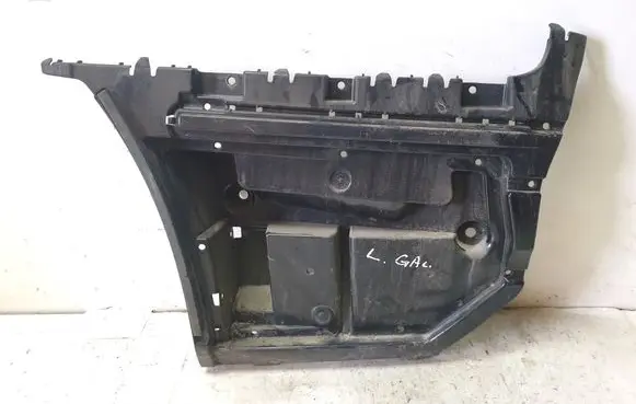 BMW X1 E84 Rear bumper mounting bracket 7128245