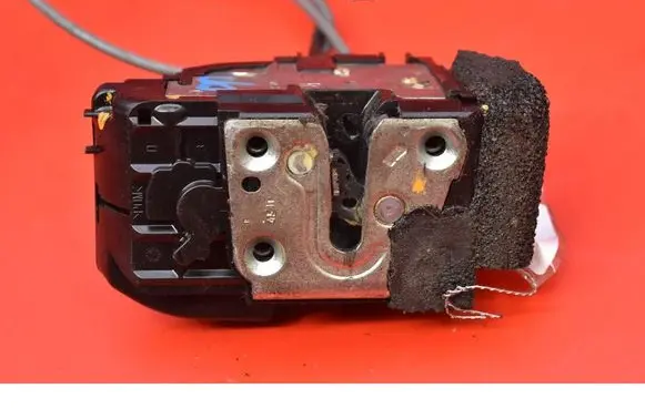 Front door lock