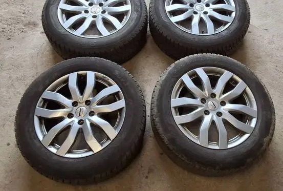 Hyundai Tucson TL R17 alloy rim 