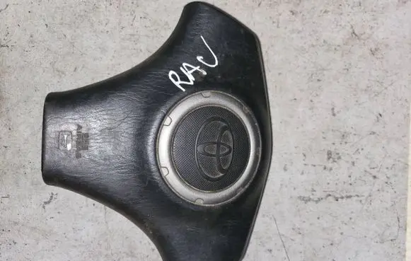 Toyota RAV 4 (XA10) Steering wheel airbag