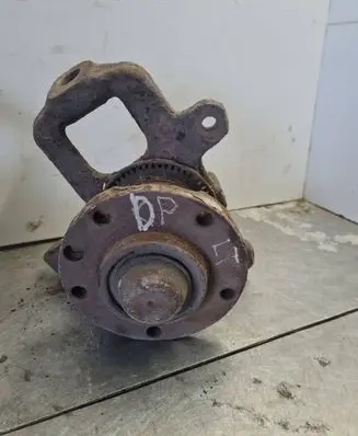 Volkswagen II LT Front wheel hub spindle knuckle 9013320202
