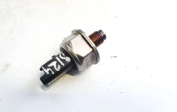 Ford Mondeo Mk III Fuel pressure sensor 93077511a 55pp03-02
