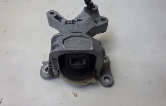Renault Scenic III - Grand scenic III Engine mount vacuum valve 