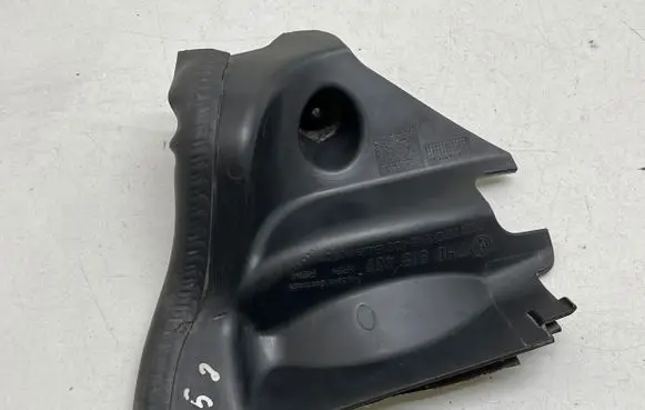 Volkswagen Transporter - Caravelle T5 Battery tray heat shield 7E0915430B 7H0915437