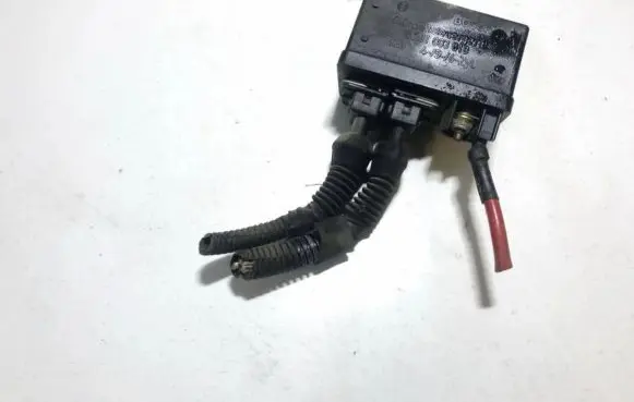 Alfa Romeo 156 Glow plug pre-heat relay 0281003018