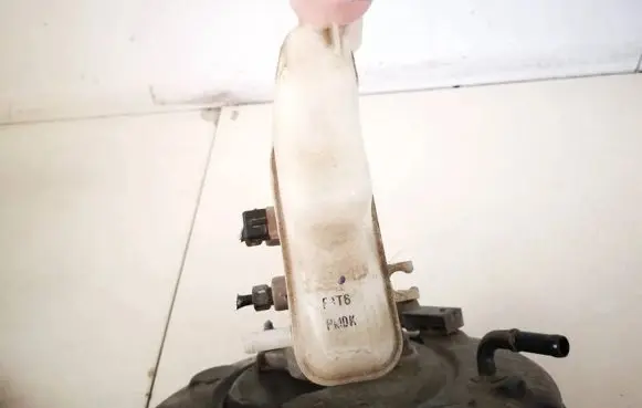 Hyundai i20 (GB IB) Brake fluid reservoir 