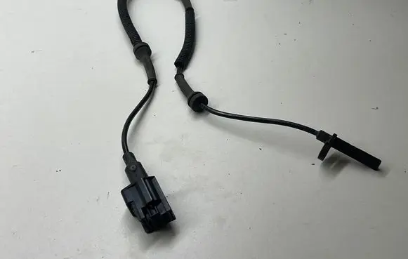 Land Rover Discovery Sport ABS rear brake sensor K8D22C190AA