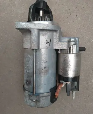 Opel Mokka Starter motor 55572439