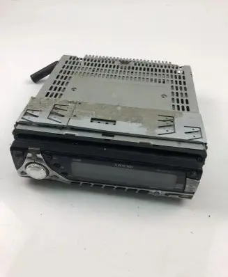 Mitsubishi Colt Radio/CD/DVD/GPS head unit E13022706