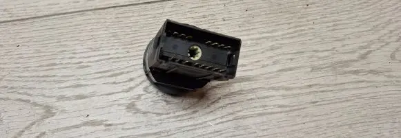 Volkswagen PASSAT B6 Light switch 1c0941531