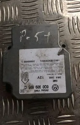 Volkswagen PASSAT B5.5 Airbag control unit/module 6q0909605c