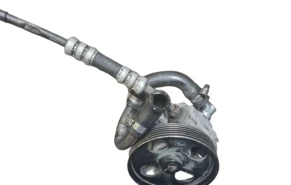 Alfa Romeo 159 Power steering pump PW690117