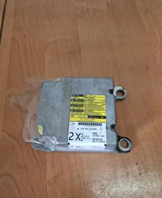 Toyota Avensis T250 Airbag control unit/module 215955102 20T9S6ST2 S08810