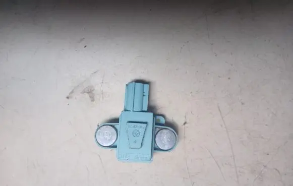 Audi A6 S6 C6 4F Airbag deployment crash/impact sensor 4F0955557
