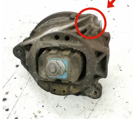 BMW 1 F20 F21 Engine mount bracket 6854251 291112